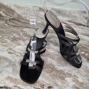 Bandolino Chic Black Strappy Women's Sandals Size 7M